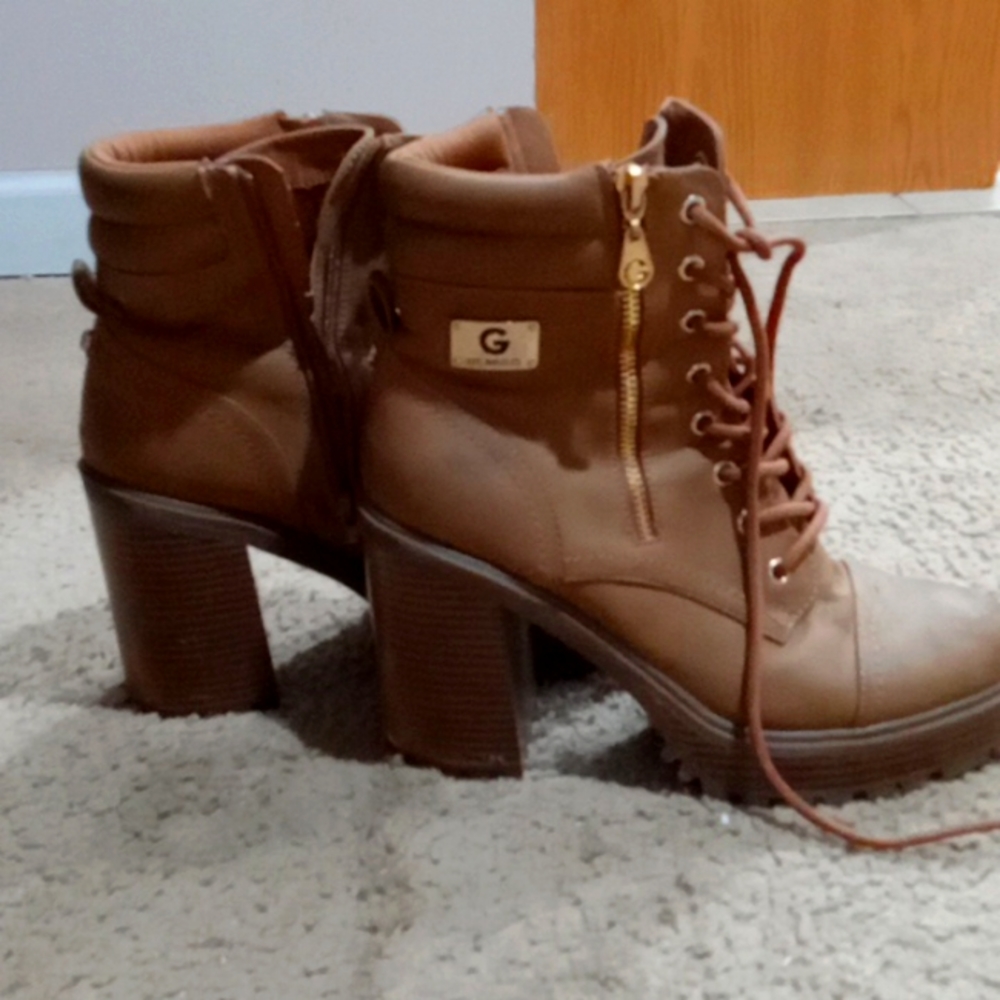GBG Los Angeles heels